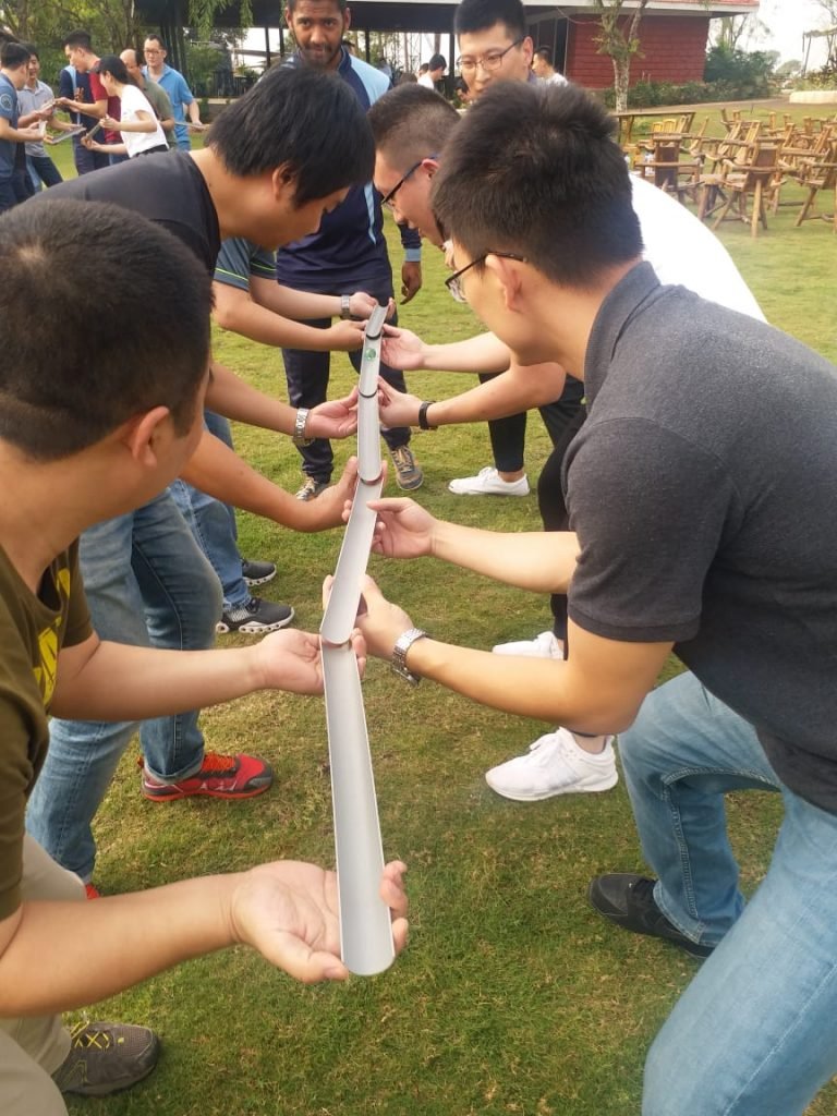 Pipe & Marble - Team Building games